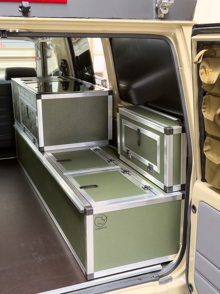 Land Cruiser 4x4 Prefab